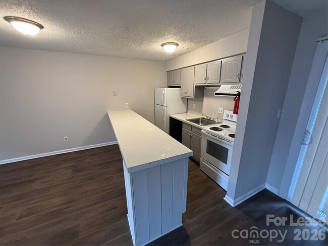 Photo - 381 20th Ave NE