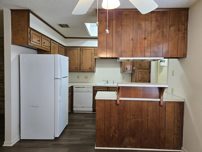 Photo - 3/2 Duplex in Waco ISD!