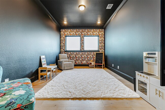 Photo - 7606 Redwoods Frst Dr