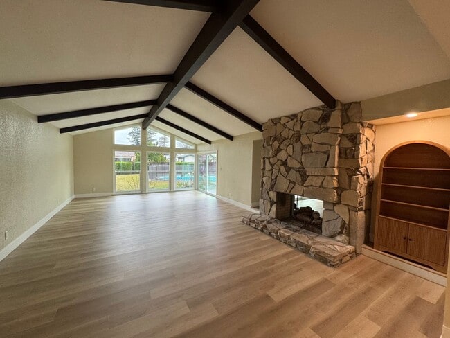 Photo - VAILABLE NOW! G O R G E O U S Single Story 3 Bed 2 Bath with Pool