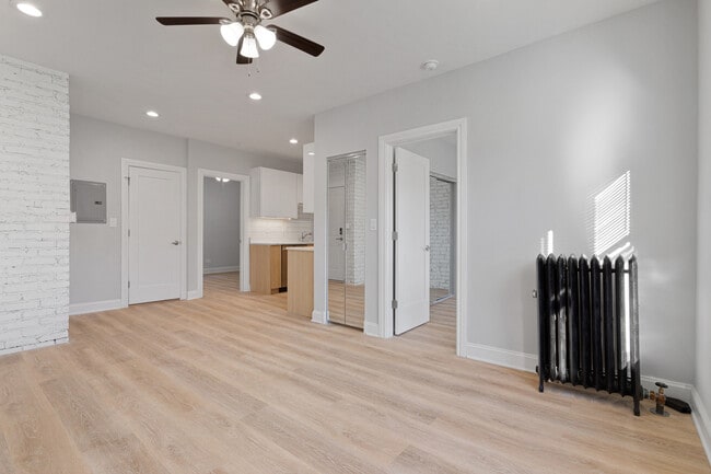 Photo - 1633 W Chase Ave Unit 1L