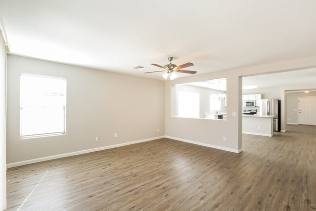 Photo - 3310 W Leodra Ln