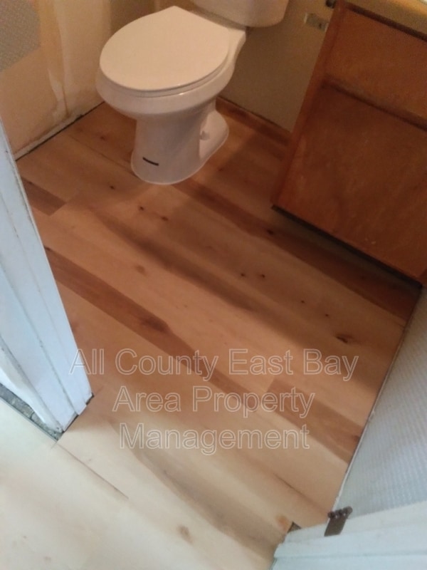 Photo - 1117 N Lincoln St Unit 3