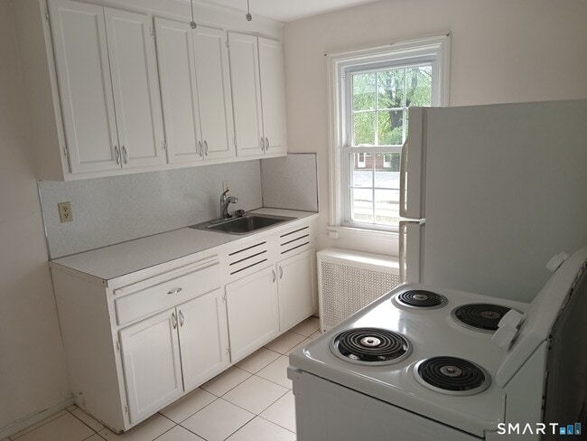 Photo - 51 Robin Rd Unit B2