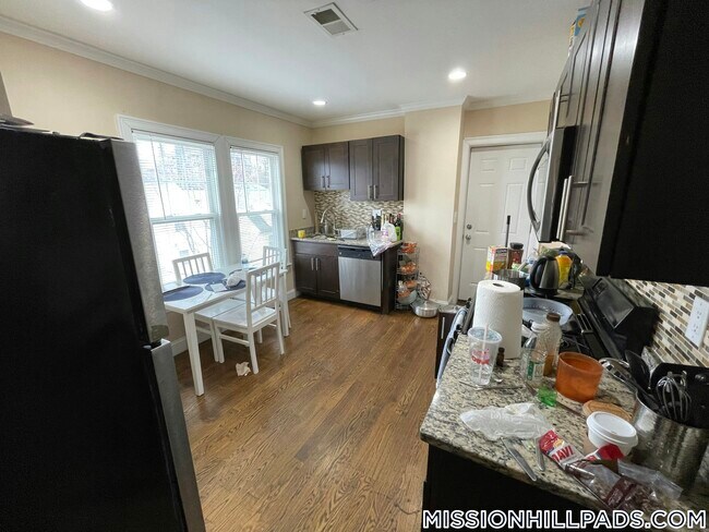 Photo - 2971 Washington St Unidad 2