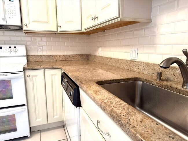 Photo - 395 Revere Beach Pkwy Unit 4A