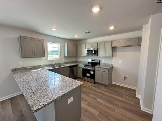 Photo - 338 Hardwick Dr