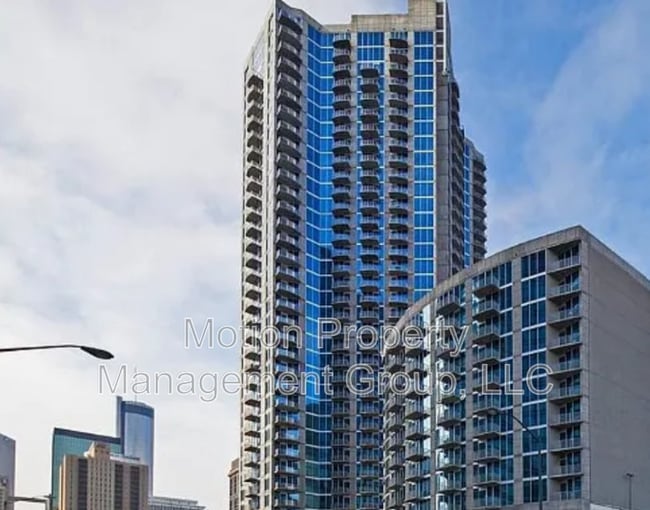 Photo - 400 W Peachtree St NW Condo