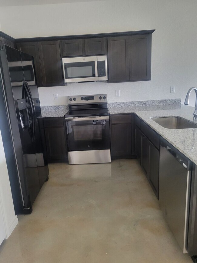 Photo - 1265 Lehmann Dr