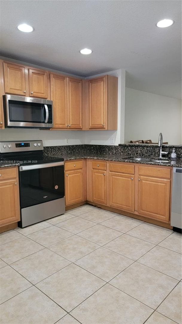 Building Photo - 5923 Manchester Way Rental
