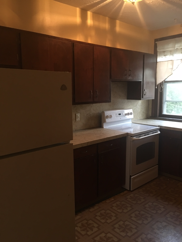 Building Photo - 66 Ashley St Rental