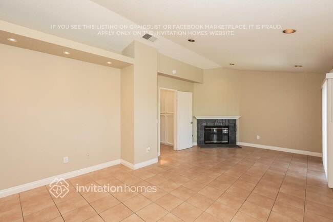 14772 Long View Dr