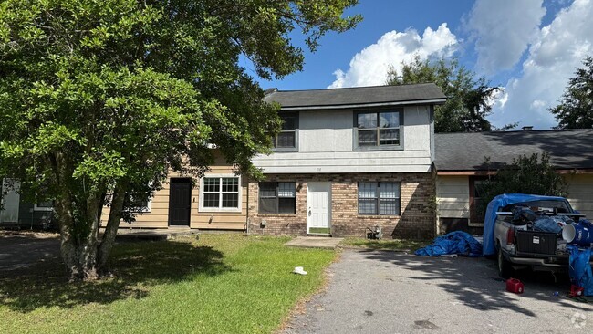 Building Photo - SPRING MOVE-IN SPECIAL AND RATE DROP ALERT... Rental