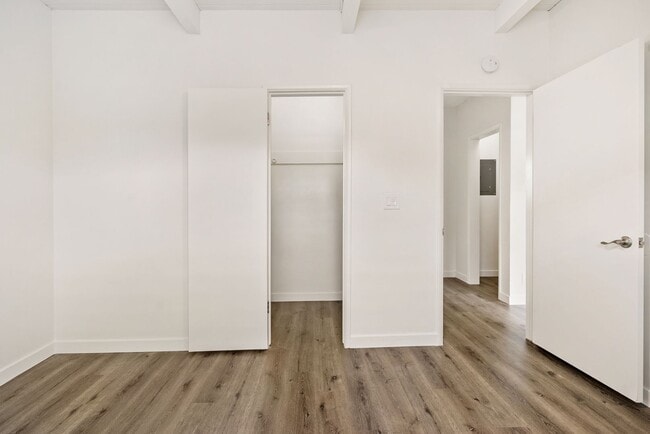 Photo - Renovated 2 Bedroom 1 Bath Unit Unidad 524 #3