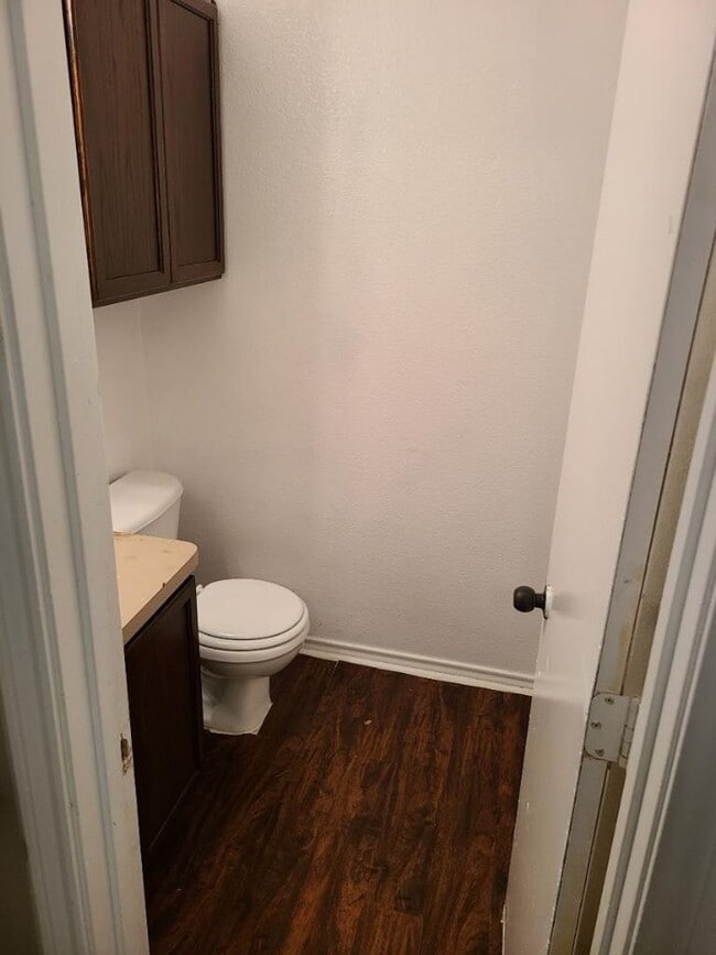 Photo - 3421-3423 Bright St Unidad 3421