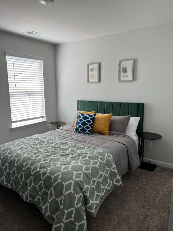 Photo - 8183 E Highcroft Dr NE