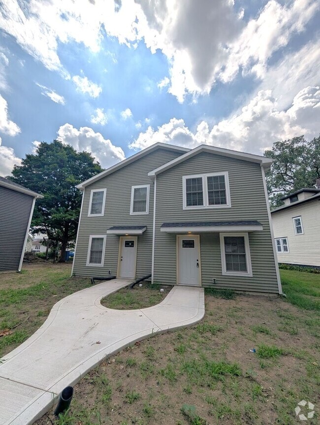 Building Photo - 1117 Edwardsburg Ave Unit 1117_A Edwardsburg Ave Rental