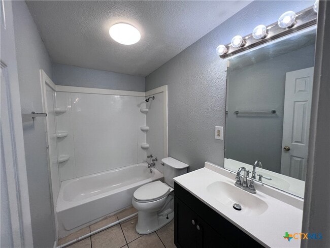Photo - 1005 Hackberry St
