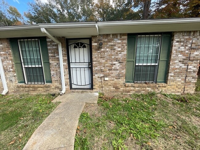 Photo - 2118 Thousand Oaks Dr