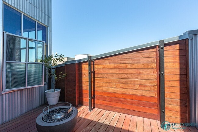 Photo - SoMa: Luxurious Remodeled Conversion Live/... Unit 60 Rausch St. #305A