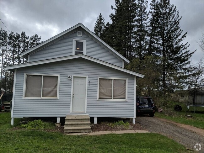 Building Photo - 3 Bed 1 Bath Single Family Home in Antigo