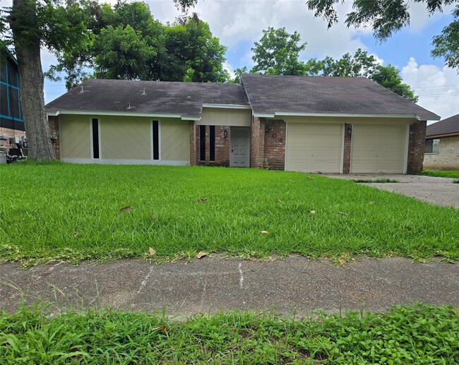 Photo - 204 Huckleberry Dr House