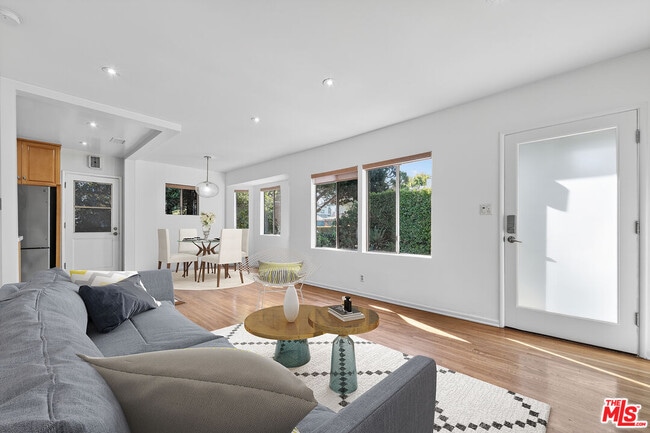 Photo - 2436 Walnut Ave