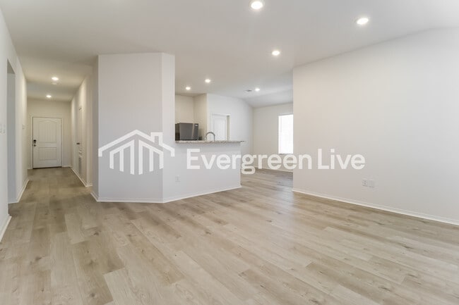 Photo - 117 Jasmine Ct