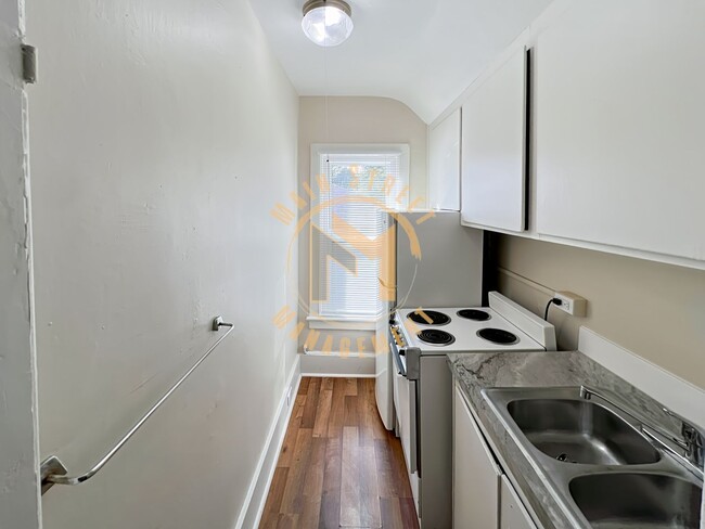 Photo - 424 Dixon St Unit C