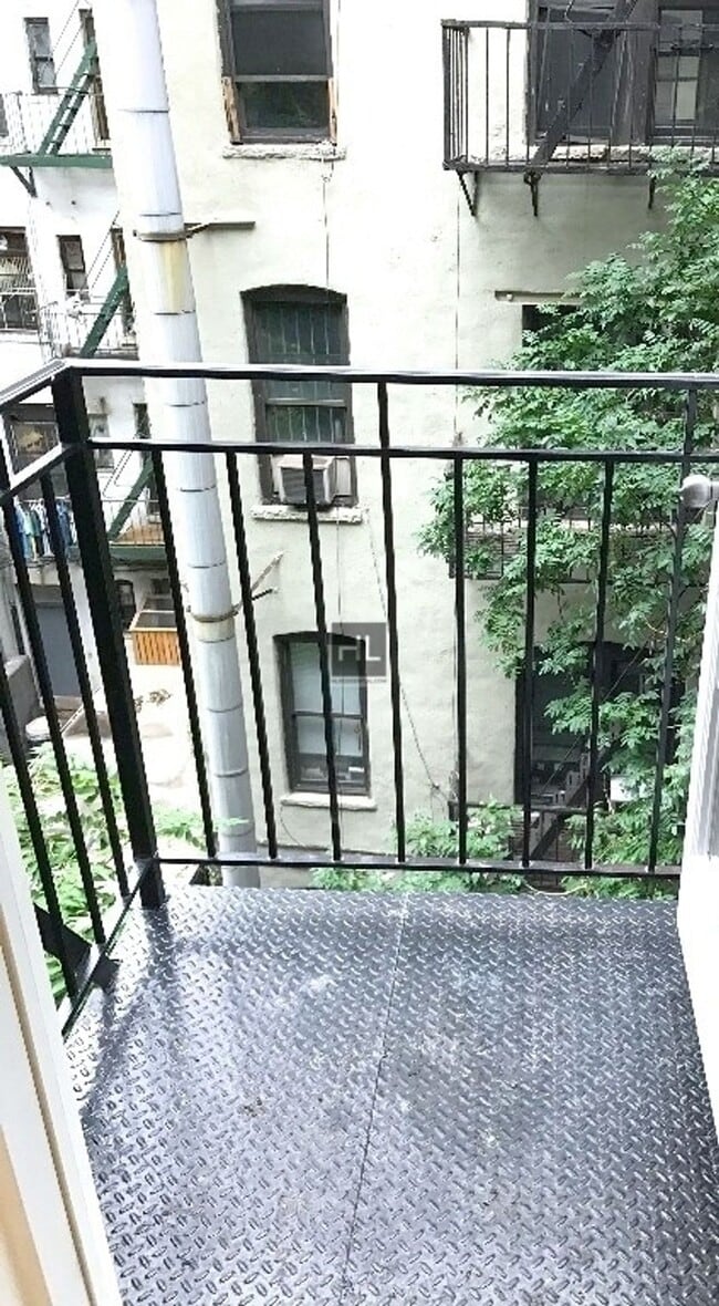 Photo - MOTT ST. Unit 15