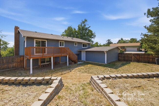 1239 Suncrest Way
