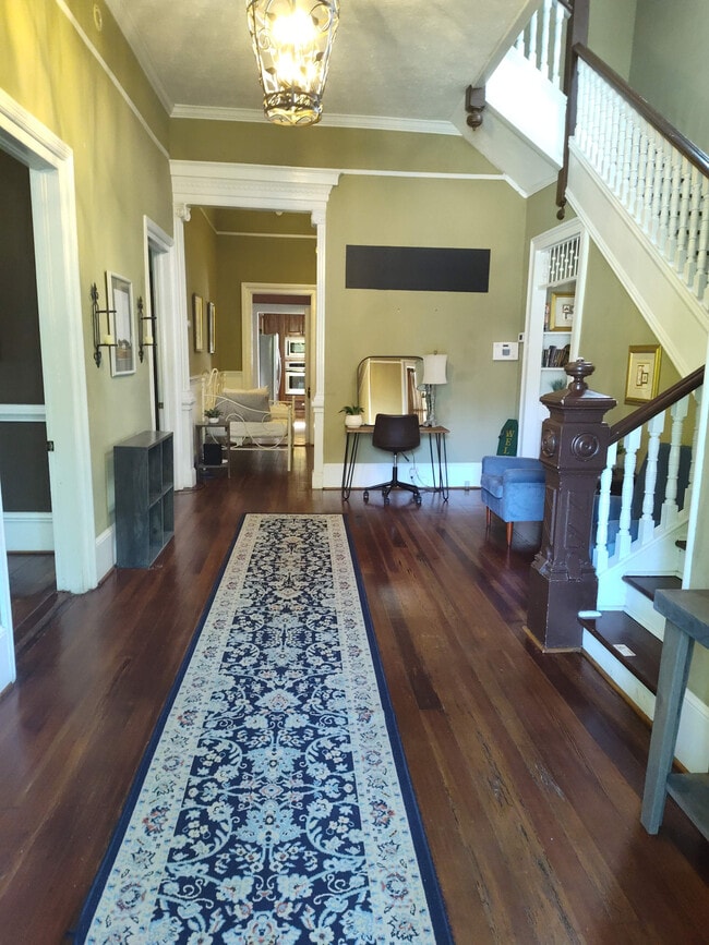 Photo - 1512 18th St Unit ID1043502P