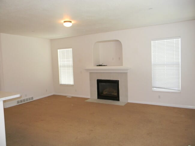 Photo - Awesome 4 Bedroom 3 Bath Draper Home in Draper!!!