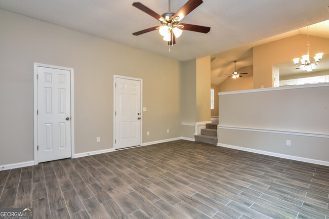 Photo - 2531 Willenhall Way