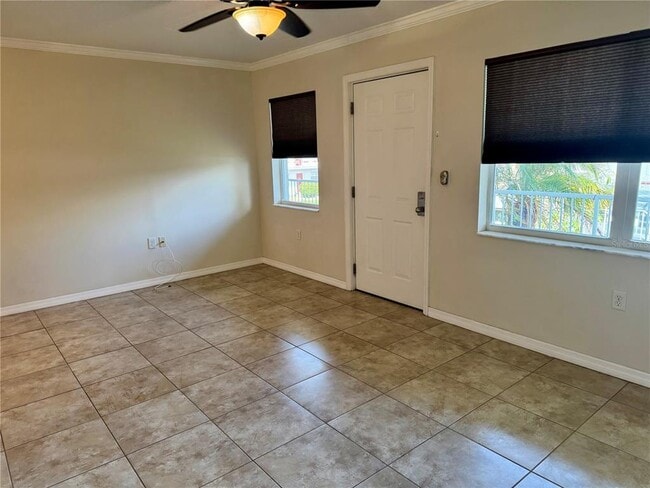 Photo - 5855 18th St N Unidad 11