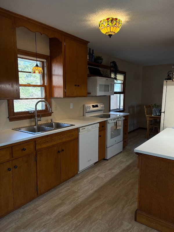 Photo - 8509 Stanley Ave S