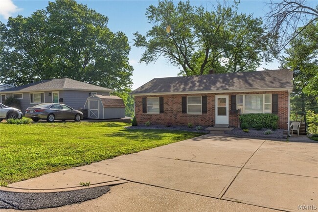 Photo - 21 Fern Ridge Ave
