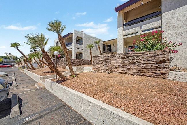 Photo - 3825 E Camelback Rd Unit 144