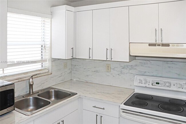 Photo - 15006 SW 80th Terrace Unit 913