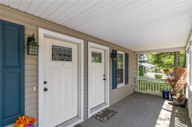 Photo - 275 Union Ave Unit 2