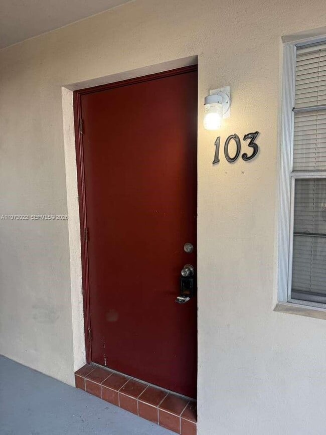 Photo - 606 S C St Unidad 103