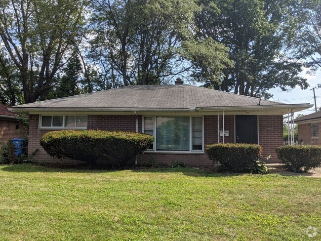 Building Photo - 3 bedroom Inkster 2 car garage Rental