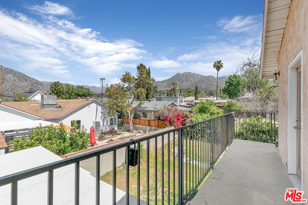 Photo - 7831 Kyle St