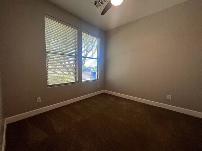 Photo - Cozy Cul De Sac house FOR RENT in a GREAT location