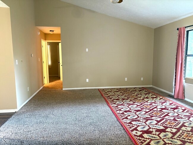 3601 Pleasant Lake Dr