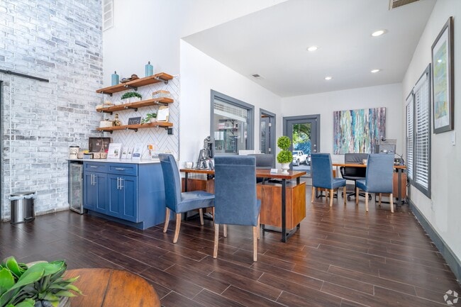 Photo - Apex Apartments