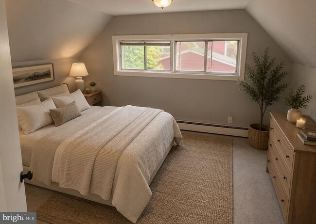 Photo - 15 Catalpa Ln