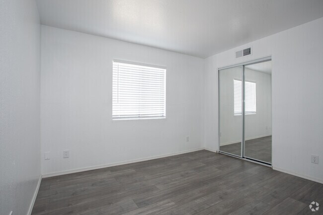 2HAB,1BA-850&nbsp;ft² - Bellevue Estates