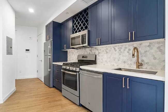 Photo - 41-32 27th St Unit 11C