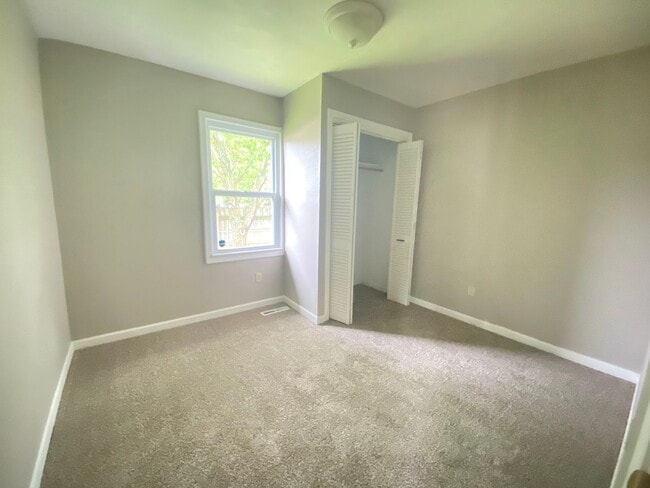 Building Photo - LEASING Rental
